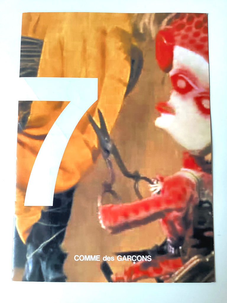 The Quay Brothers. Autumn-Winter 2009-2010. Collection arrivals. No. 17. Large booklet with pop-up element.