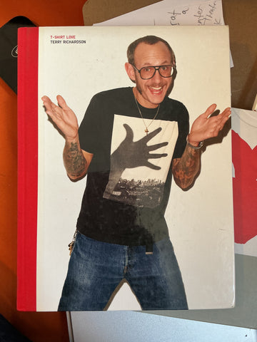 T-Shirt Love by Terry Richardson