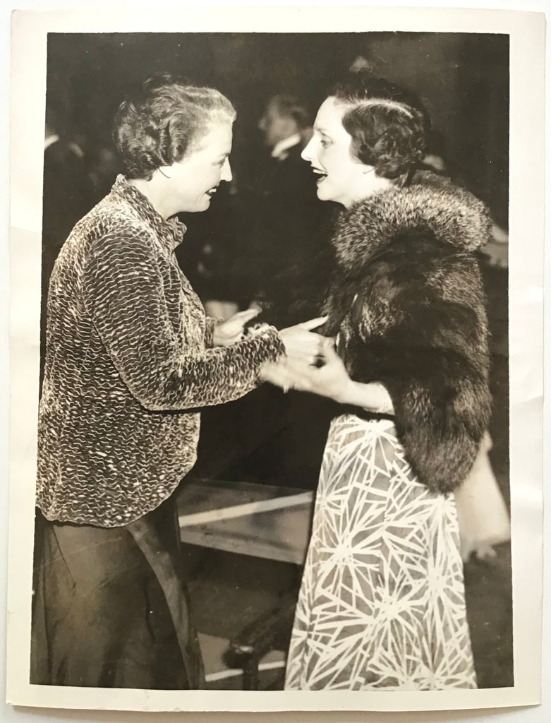 Original Press photo: Mrs Harrison Williams (Mona Bismarck) and Mrs Nino Lo Savio