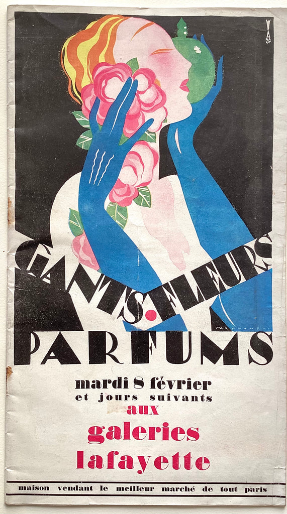 Aux Galeries Lafayette : Gants, Fleurs, Parfums 1927